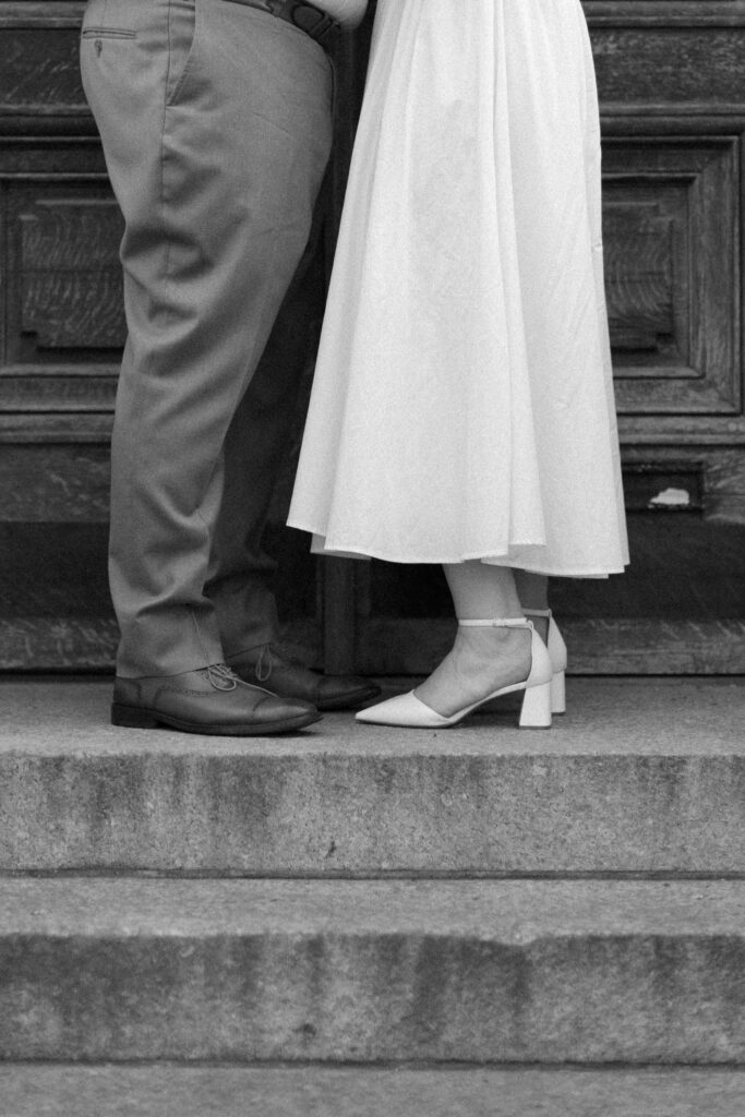 NYC stoop couple photo